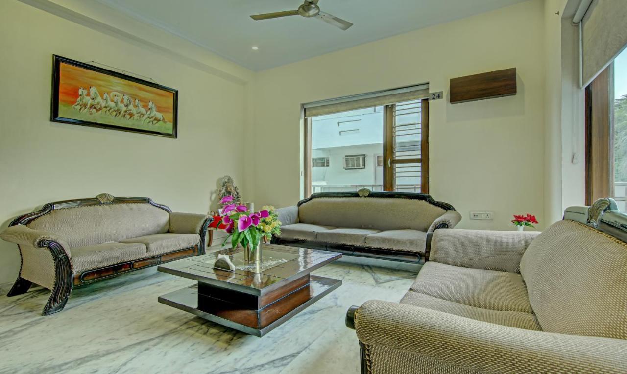 Itsy Hotels Swastika Inn Sector 26 Νόιντα Εξωτερικό φωτογραφία