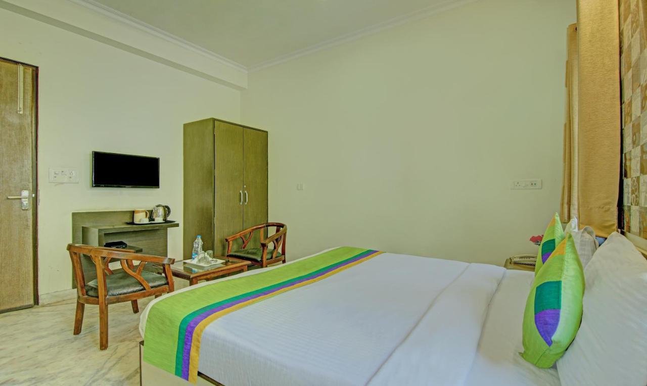 Itsy Hotels Swastika Inn Sector 26 Νόιντα Εξωτερικό φωτογραφία